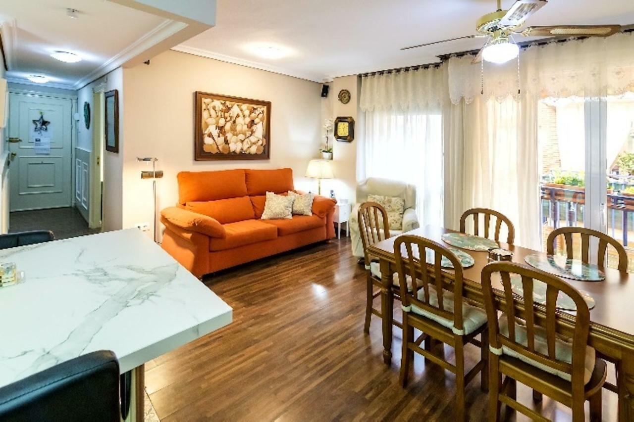 Apartamento Azahara กอร์โดบา ภายนอก รูปภาพ