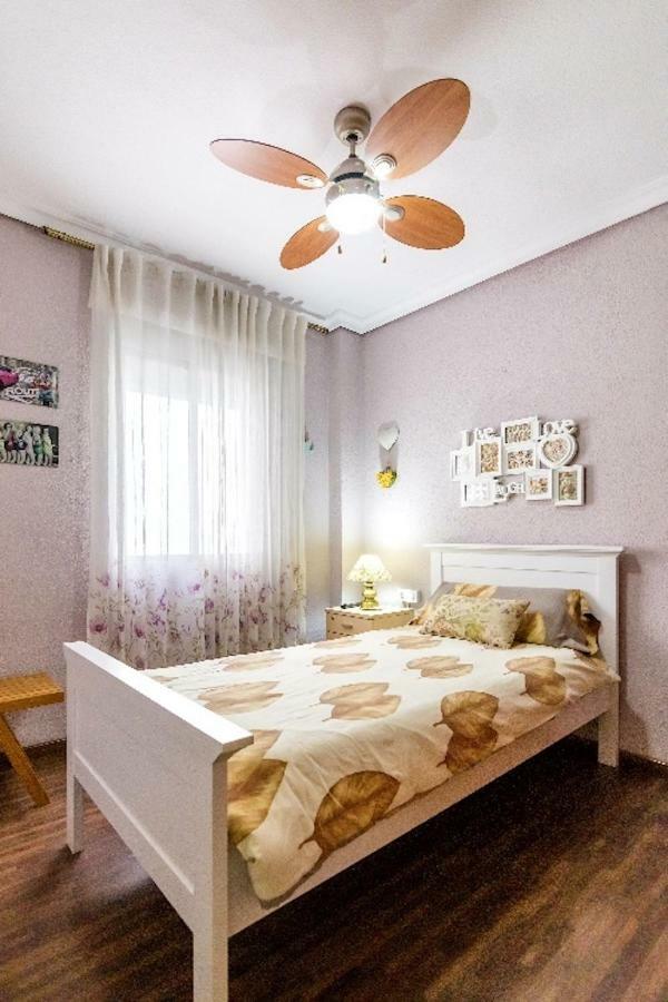 Apartamento Azahara กอร์โดบา ภายนอก รูปภาพ