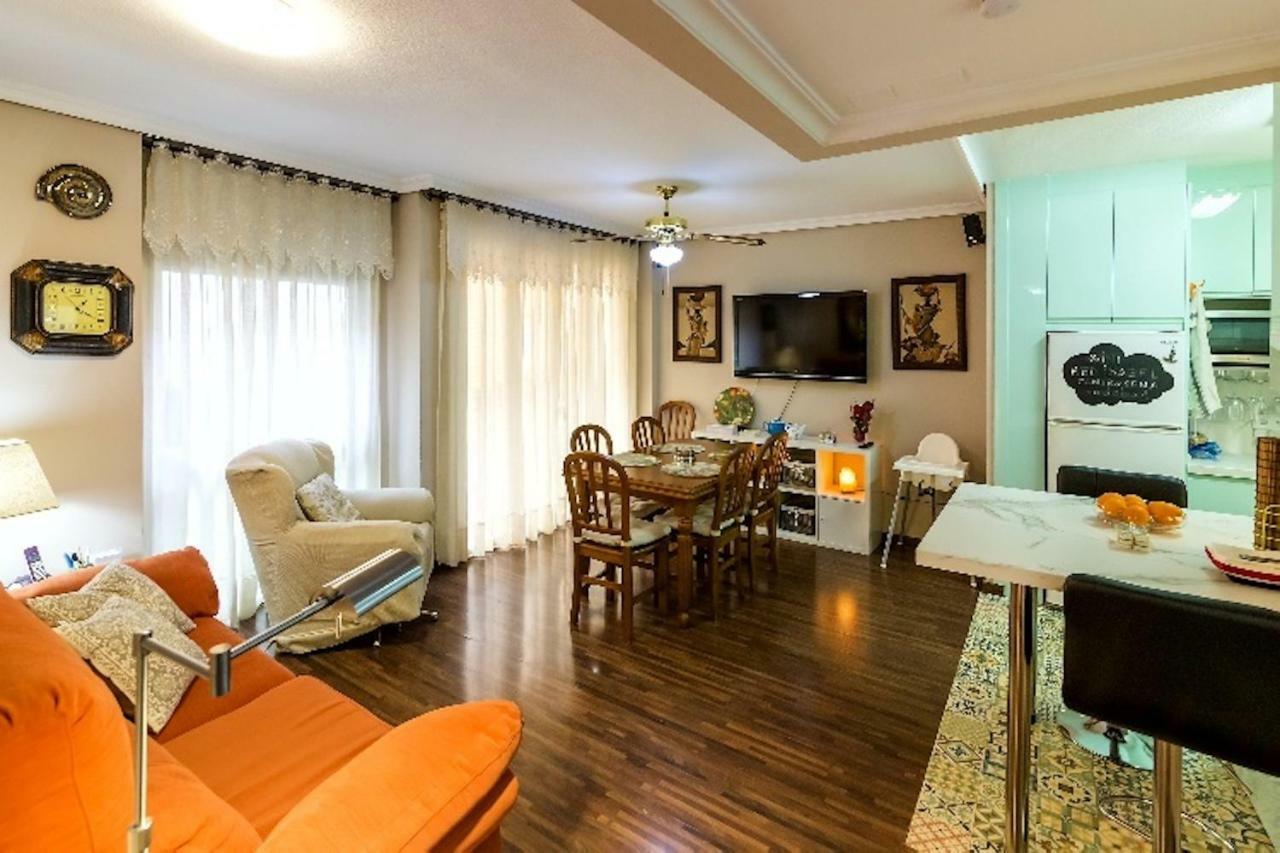Apartamento Azahara กอร์โดบา ภายนอก รูปภาพ