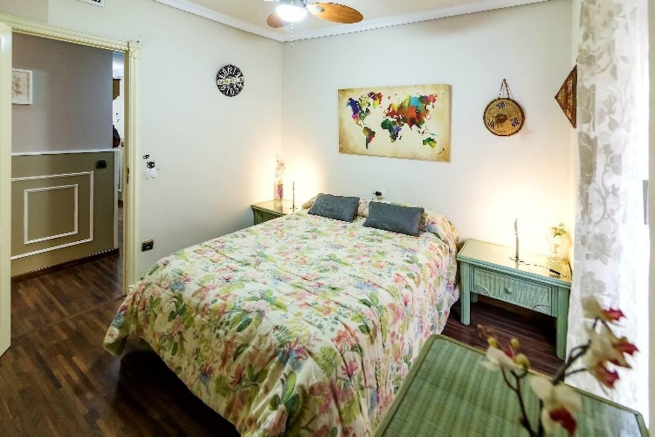 Apartamento Azahara กอร์โดบา ภายนอก รูปภาพ