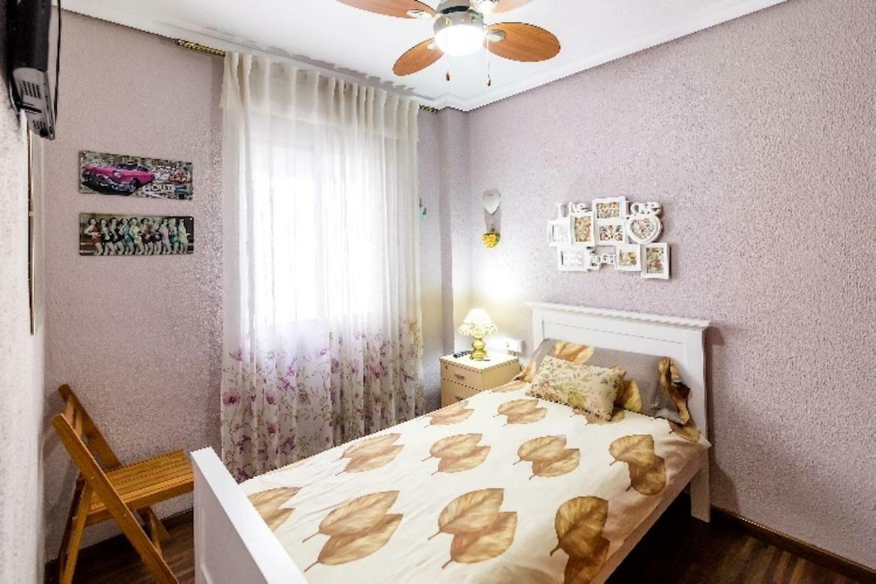 Apartamento Azahara กอร์โดบา ภายนอก รูปภาพ